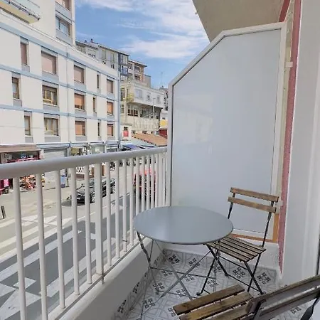 Plentzia, Junto Al Puerto Plentzia