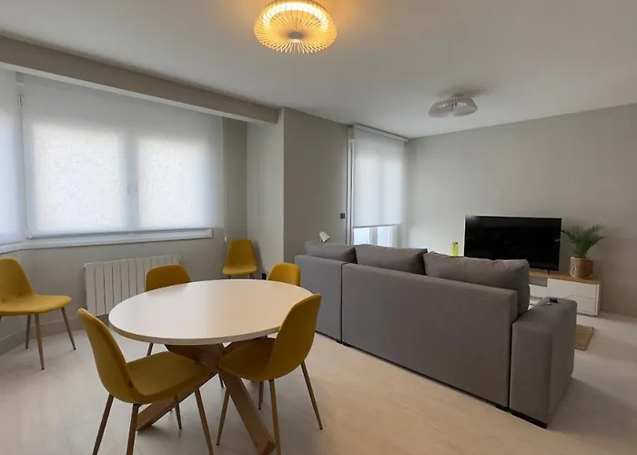 Plentzia, Junto Al Puerto *